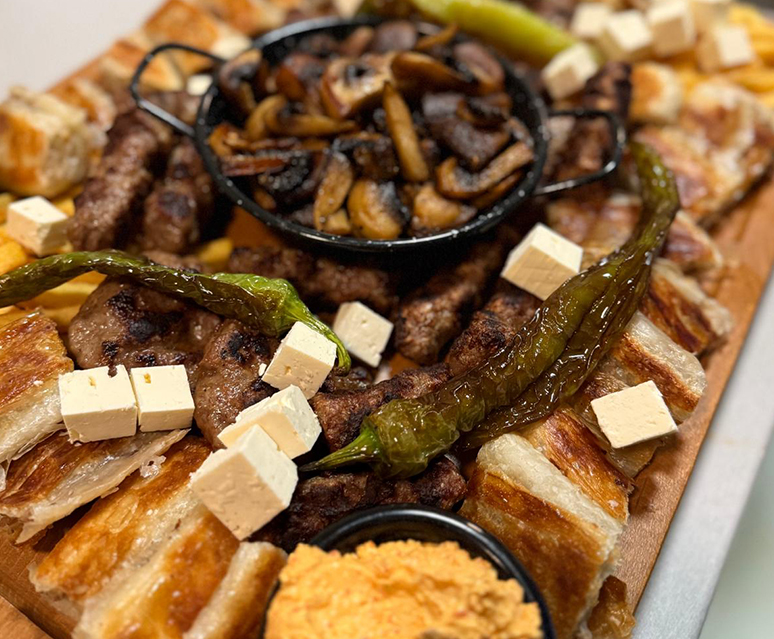 Balkan Grill Tradition